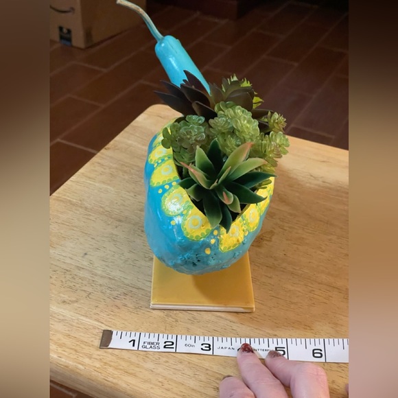 Hand crafted painted blue planter dried gourd artificial plants has tile base - Picture 2 of 7